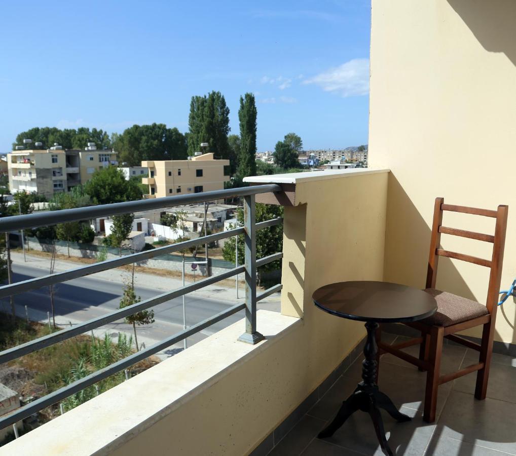 Vlorë New Apartment Near The Beach מראה חיצוני תמונה