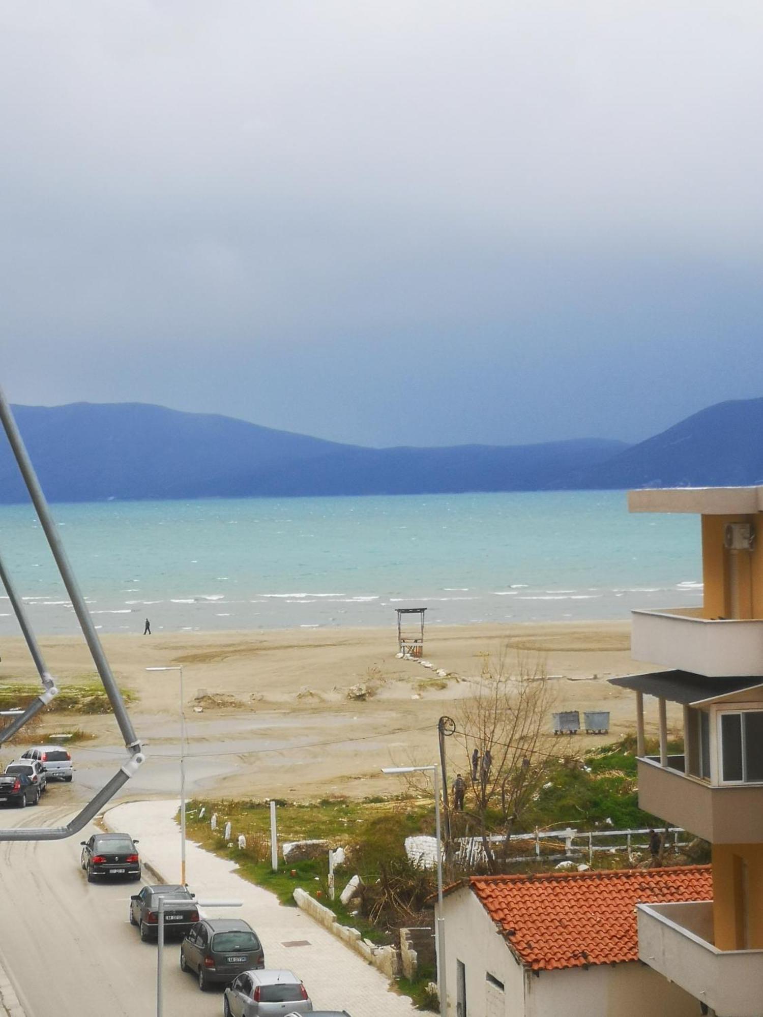 Vlorë New Apartment Near The Beach מראה חיצוני תמונה